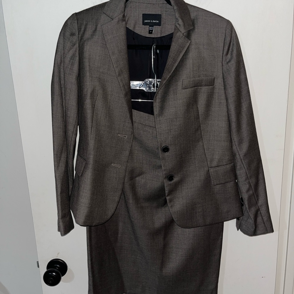 Judith & Charles Women's Gray Skirt Suit Set NWT